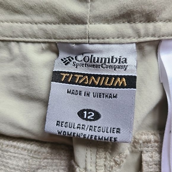 Columbia Titanium Convertible Nylon Hiking Pants - Picture 14 of 15